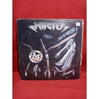 С рубля без мц. пластинки 10 шт. в основном советский рок: Черный кофе, Ария, Мастер, Аквариум, Круиз, и т.д.