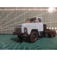 Масштабная модель КраЗ-252 Седельный тягач Наш Автопром
