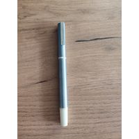 Чернильная ручка