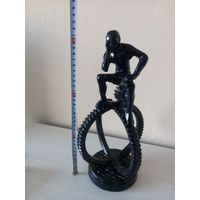 Статуэтка в стиле модерн, металл, 32см