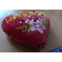 Красивая. Подушечка для иголок warszawa