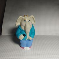 Поющая слониха Зверопой МакДональдс 2016