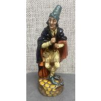 Декоративная Фарфоровая статуэтка Royal Doulton Крысолов. Англия. Высота 33 см 1952 год.