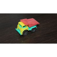 Детская игрушка из СССР, грузовик, пластиковый.