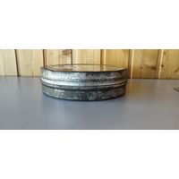 Жестяная банка от киноплёнки