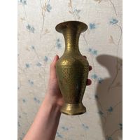 Латунная ваза