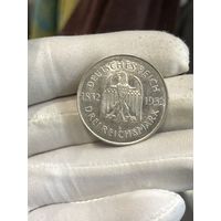 С рубля ! 3 марки 1932 гете E  редкий двор с остатками шб , в живую лучше !