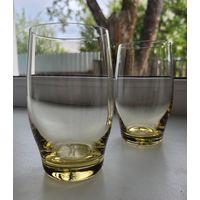 Стаканы 200 мл, цветное стекло, 2 шт. одним лотом.