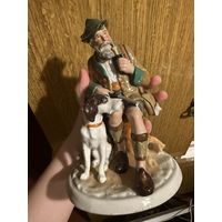 Охотник с собакой  фарфор