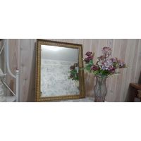 Зеркало серед.20в. 40х47см.