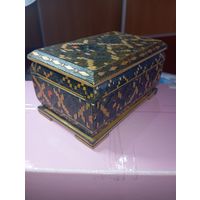 Винтажная шкатулка  .