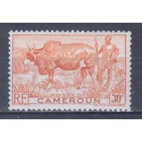 [1445] Французские колонии. Камерун 1946. Пастух.Скот.Зебу.30с. МН