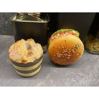 Магниты на холодильник, реалистичные, бургер и кекс