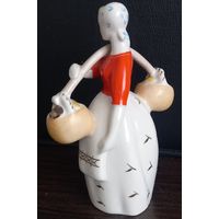 Девушка с коромыслом ( девушка с грибами )