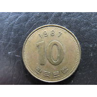 Юж.Корея. 10 вон. 1987. С 20 копеек. Распродажа коллекции. Смотрите другие лоты.