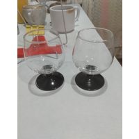 Бокалы 2 штуки.