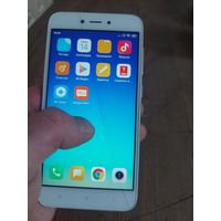 Телефон Xiaomi Redmi Note 5A 2GB.16GB, трещина на эране, в остальном всё нормально работает, батарея держит 2-3 часа в режиме эксплуатации, в режиме ожидания больше 2х суток.