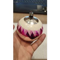 Елочная игрушка шар