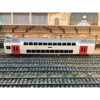 Двухэтажный пассажирский вагон Бельгийских линий PIKO. Масштаб НО 1:87.