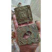 Две старинные ременные пряжки