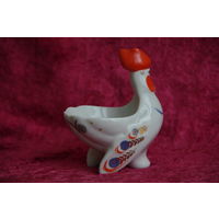 Статуэтка - солонка " Петушок "   ЗХК Полонне    целая (  высота 12 см , длинна 10 см )