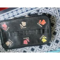 Косметичка. Состояние на скане.