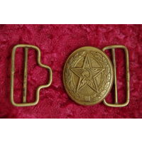 Пряжка от парадного ремня   ( комплект )