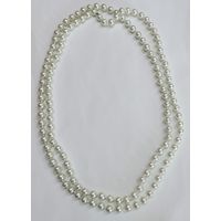 Бусы серебристые по жемчуг 80-е годы Европа. Длина 124 см. Стекло.