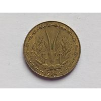 Западная Африка 10 франков 1974 г.