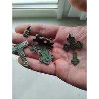 3 старинных редких крестика под реставрацию,крупные,с рубля