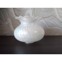 Плафон, высота 14,5см, ширина 17см,отверстие под патрон 5,3см