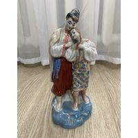 Фарфоровая статуэтка Майская ночь