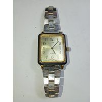 Часы механические  ЛУЧ . С рубля !