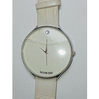 Кварцевые часы MOWDD .  С рубля