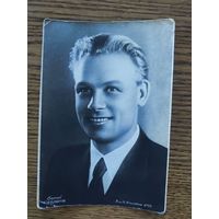 Артисты Столяров