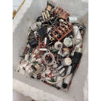 Россыпь радиодеталей