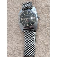 Часы восток командирские с браслетом