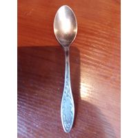 Чайная ложка . С рубля .