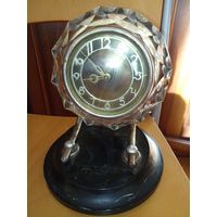 Часы МАЯК тяжелые настольные СССР