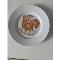 Тарелка декоративная Буратино на петухе.