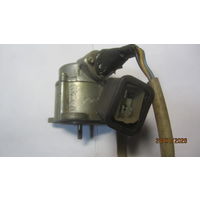 МЭ-307 (12-24В,3 вывода) - электрический датчик-генератор для привода спидометра