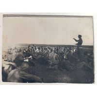 Довоенное фото РККА. Снаряжение, каски СШ-36.