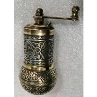 Механическая кофемолка, "карманная".