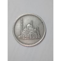 Египет 10 пиастров 1984 года .