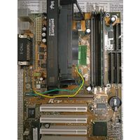 Материнск плата ретро РАБОЧАЯ Chaintech 6LTM2 M101 с установленным процессором Pentium II 233 MHz