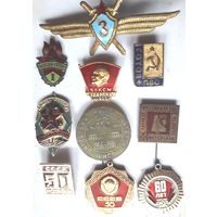 Знаки и значки (тяжелые и легкие).