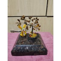 Статтка заяц и денежное дерево.