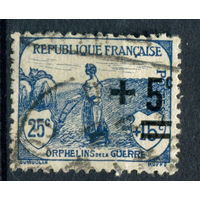 Франция - 1922г. - сиротам войны, надпечатка, 15 с + 5 с - 1 марка - гашёная [Mi 146]. #2-Fr-25-A-2
