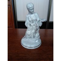 Девушка с венком.