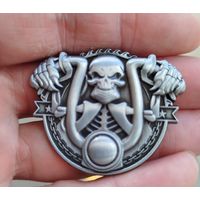 Знак,крупный ,тяжёлый,байкерский